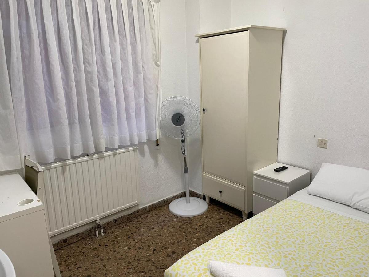 Hostal Milmarcos Zaragoza Buitenkant foto