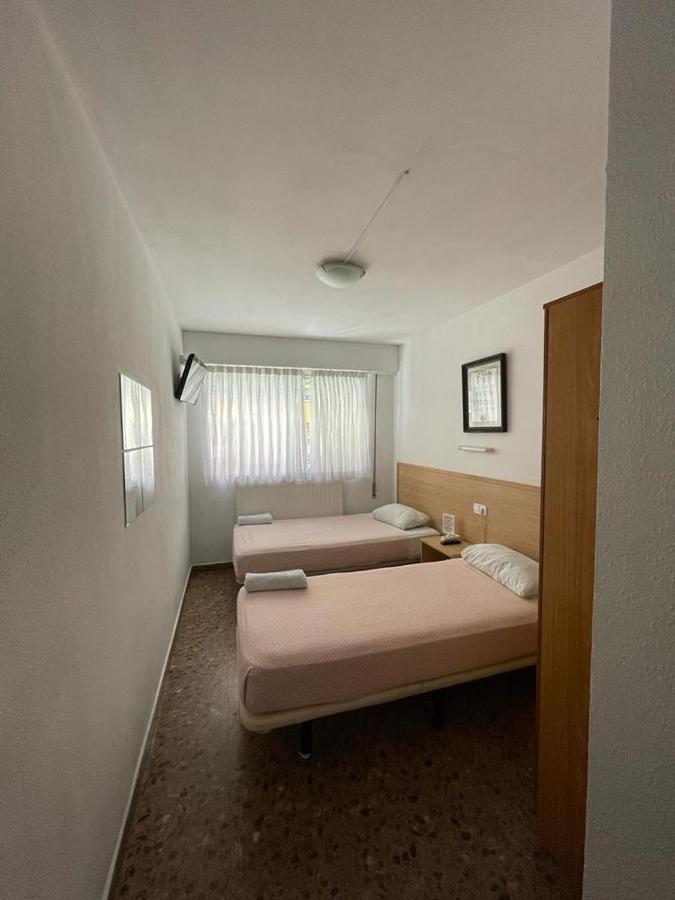 Hostal Milmarcos Zaragoza Buitenkant foto