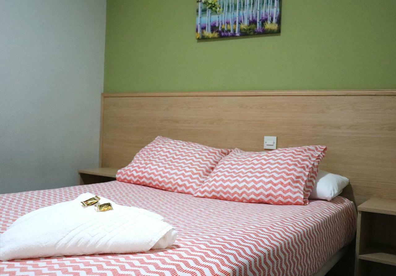 Hostal Milmarcos Zaragoza Buitenkant foto