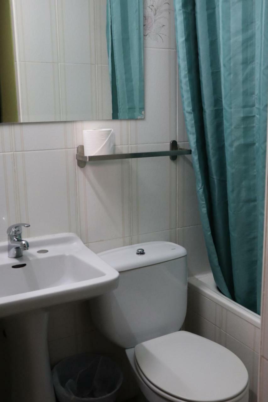 Hostal Milmarcos Zaragoza Buitenkant foto